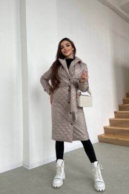 Демисезонное стеганое пальто